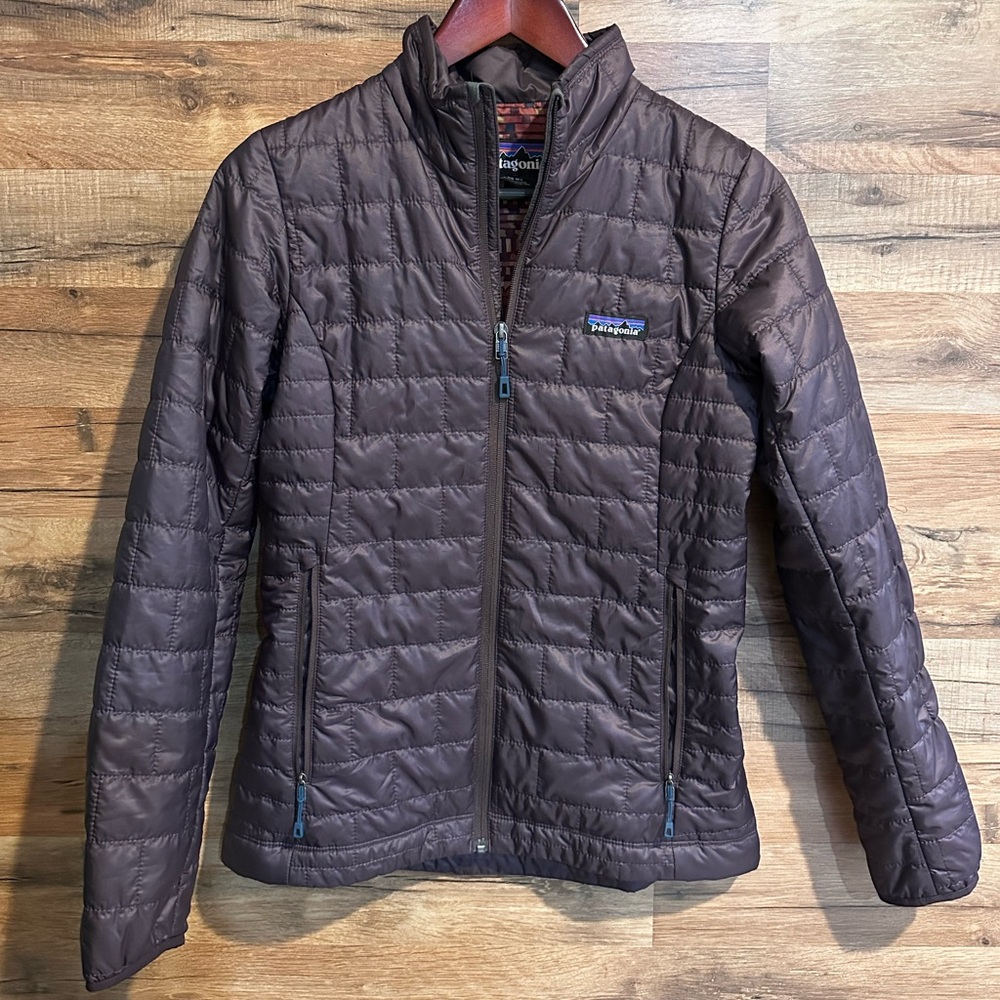 Patagonia Women’s Jacket | Size XS | Purple with Geometric Lining | Cozy & Funct